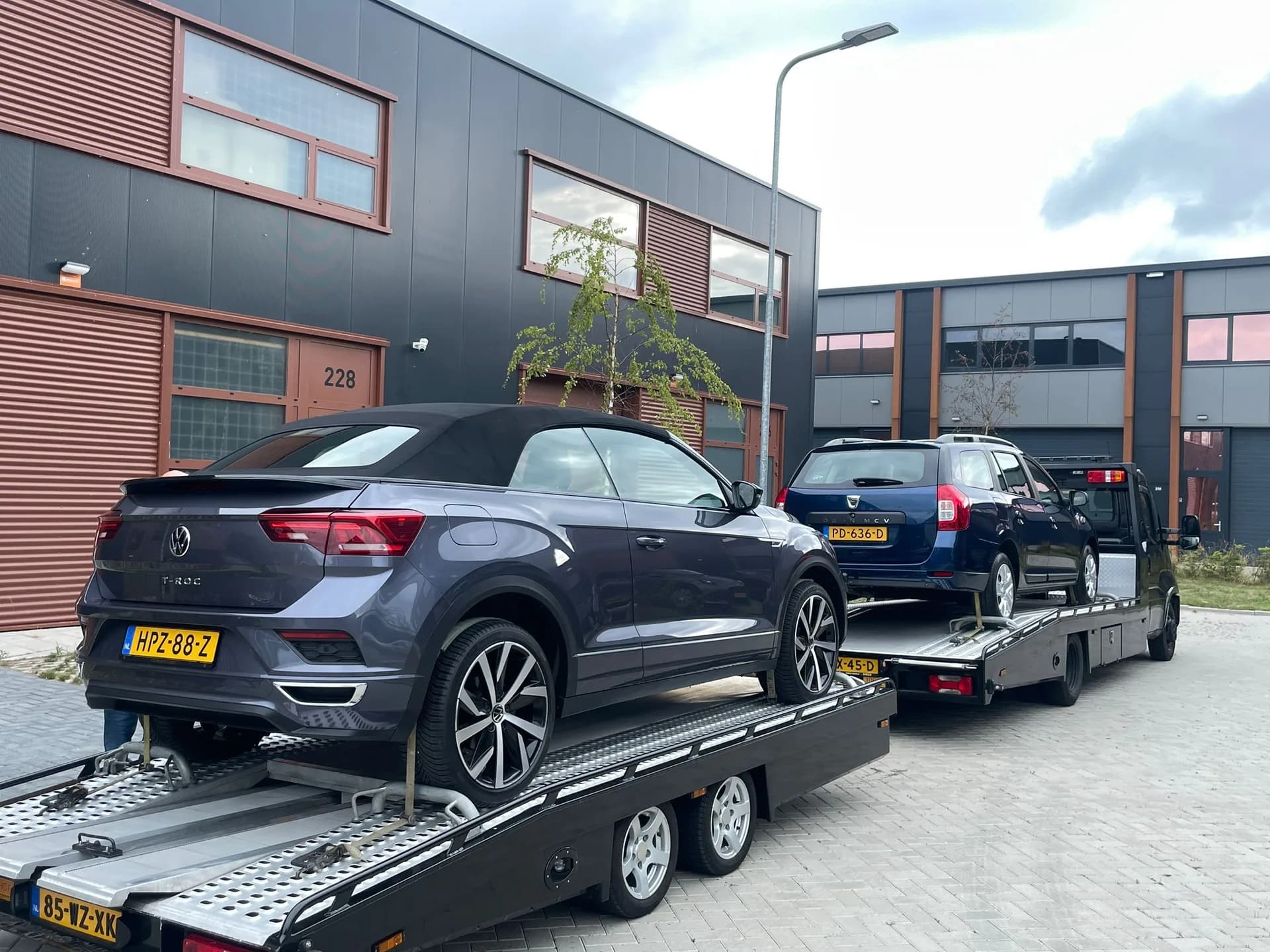 WeMoveCars | Premium autotransport